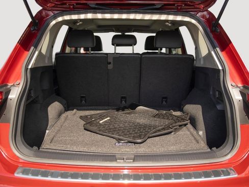 Used 2019 Volkswagen Tiguan SEL image 22