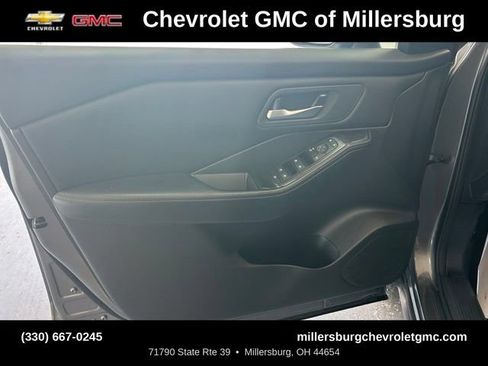 Used 2024 Nissan Rogue SV AWD/4WD image 15