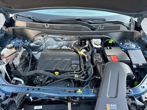 Certified 2025 Buick Envista Sport Touring w/ Experience Buick Package FWD image 30