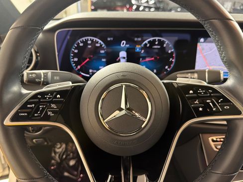 Used 2023 Mercedes-Benz E 350 Sedan image 22