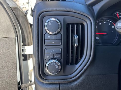 Used 2024 GMC Sierra 2500 Pro w/ Convenience Package image 22