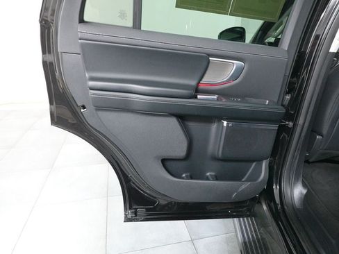 Certified 2025 Ford Expedition Platinum AWD/4WD image 36