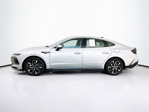 Used 2025 Hyundai Sonata SEL image 4