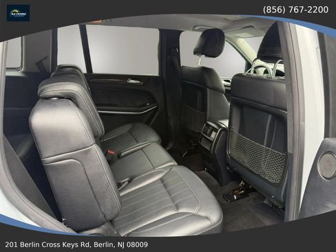 Used 2013 Mercedes-Benz GL 450 4MATIC image 16