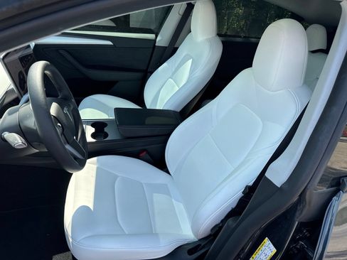 Used 2024 Tesla Model Y Performance AWD/4WD image 14
