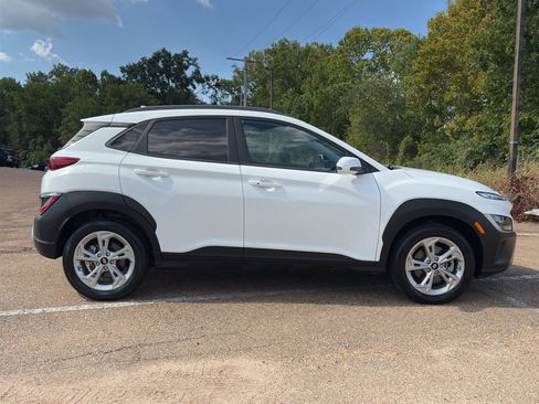 Used 2023 Hyundai Kona SEL w/ Cargo Package AWD/4WD image 28