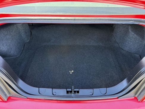 Used 2007 Ford Mustang Deluxe image 13