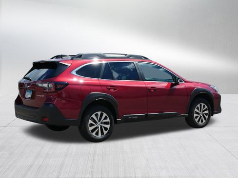 Certified 2025 Subaru Outback Premium AWD/4WD image 7