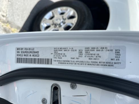 Used 2024 RAM 2500 Big Horn image 36