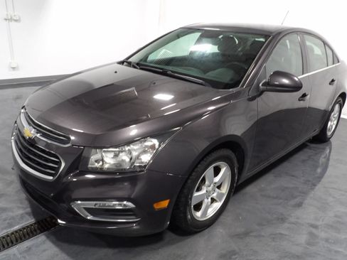 Used 2016 Chevrolet Cruze LT FWD image 3