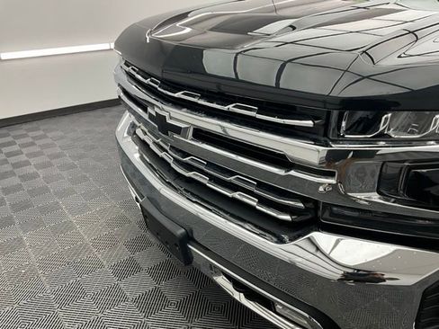 Used 2020 Chevrolet Silverado 1500 LTZ w/ LTZ Convenience Package image 25