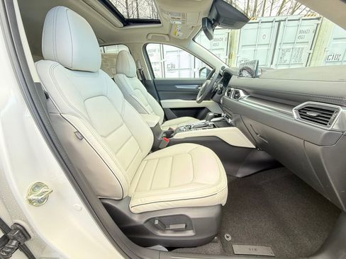 New 2025 MAZDA CX-5 AWD 2.5 S w/ Premium Plus Pkg image 25