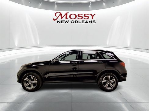 Used 2019 Mercedes-Benz GLC 350e 4MATIC image 7