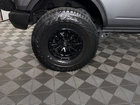 Used 2025 Ford Bronco Big Bend image 23