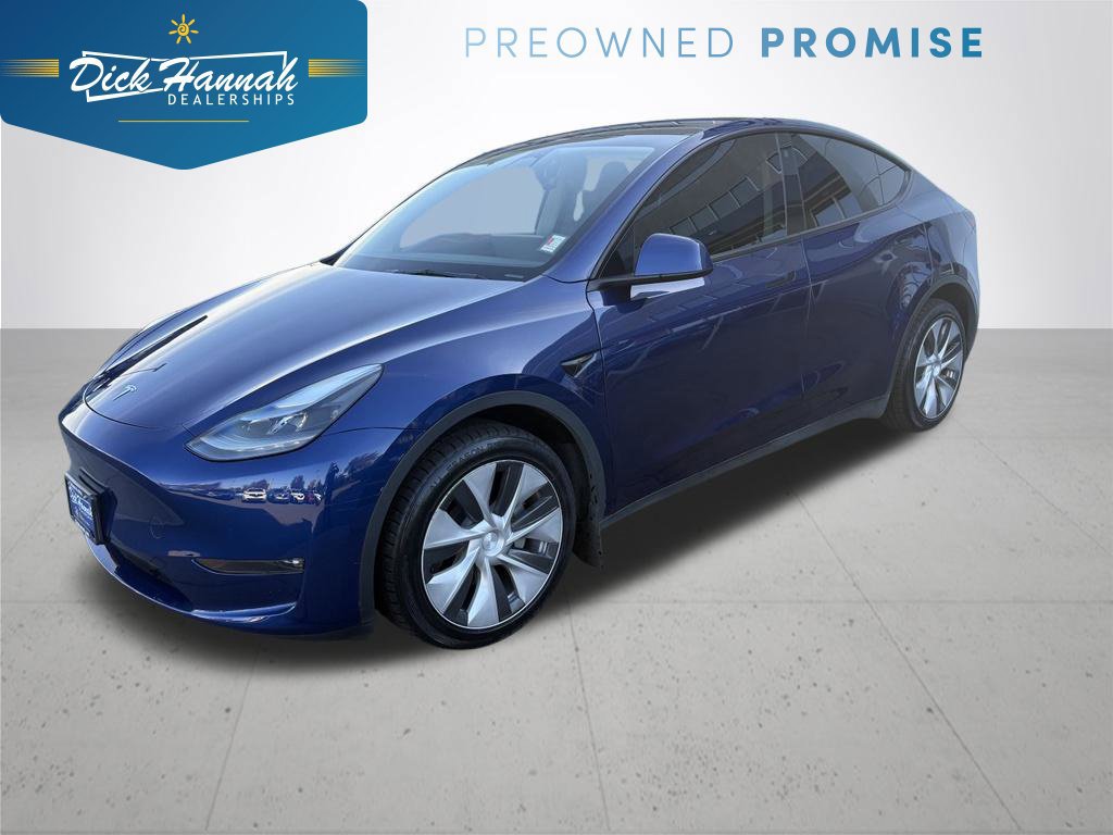 Used 2023 Tesla Model Y Long Range AWD/4WD image 1