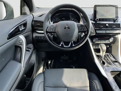 New 2025 Mitsubishi Eclipse Cross Base image 24