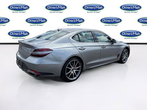 Used 2025 Genesis G70 2.5T RWD image 7