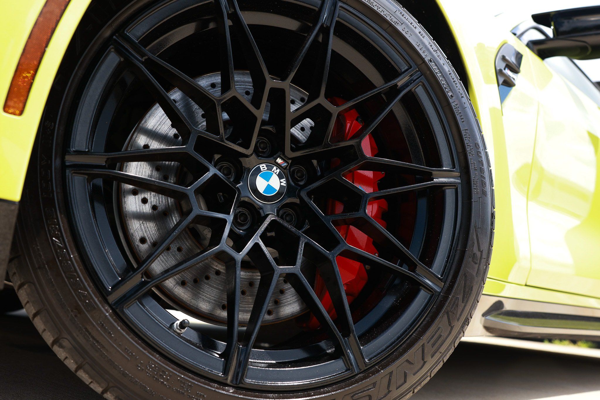 Used 2021 BMW M4 Coupe w/ Executive Package RWD image 38