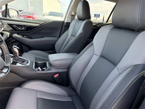 Used 2025 Subaru Outback Onyx Edition image 13
