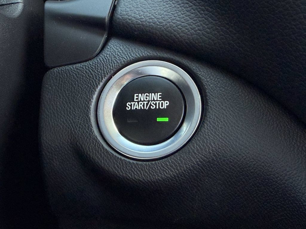 Used 2022 Chevrolet Equinox LT FWD image 20
