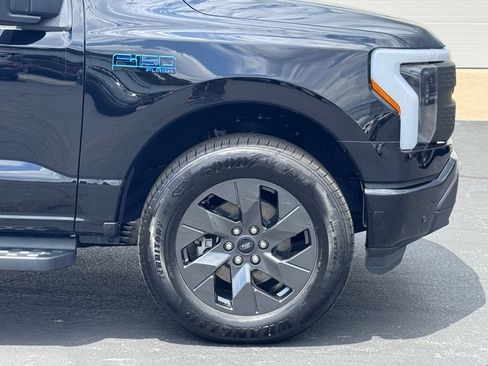 Used 2025 Ford F150 Lightning Flash AWD/4WD image 48