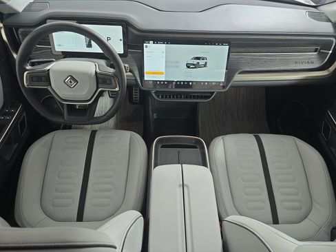 Used 2023 Rivian R1S Adventure AWD/4WD image 27
