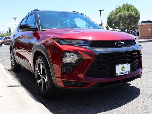 Used 2022 Chevrolet TrailBlazer RS w/ Technology Package FWD image 18