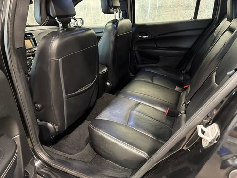 Used 2012 Chrysler 200 Limited FWD image 15