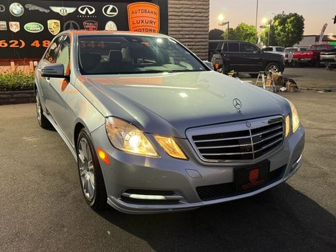 Used 2013 Mercedes-Benz E 350 4MATIC Sedan image 14
