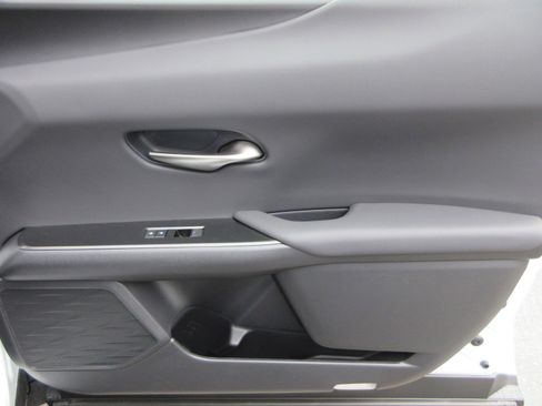 New 2026 Lexus UX 300h AWD image 23