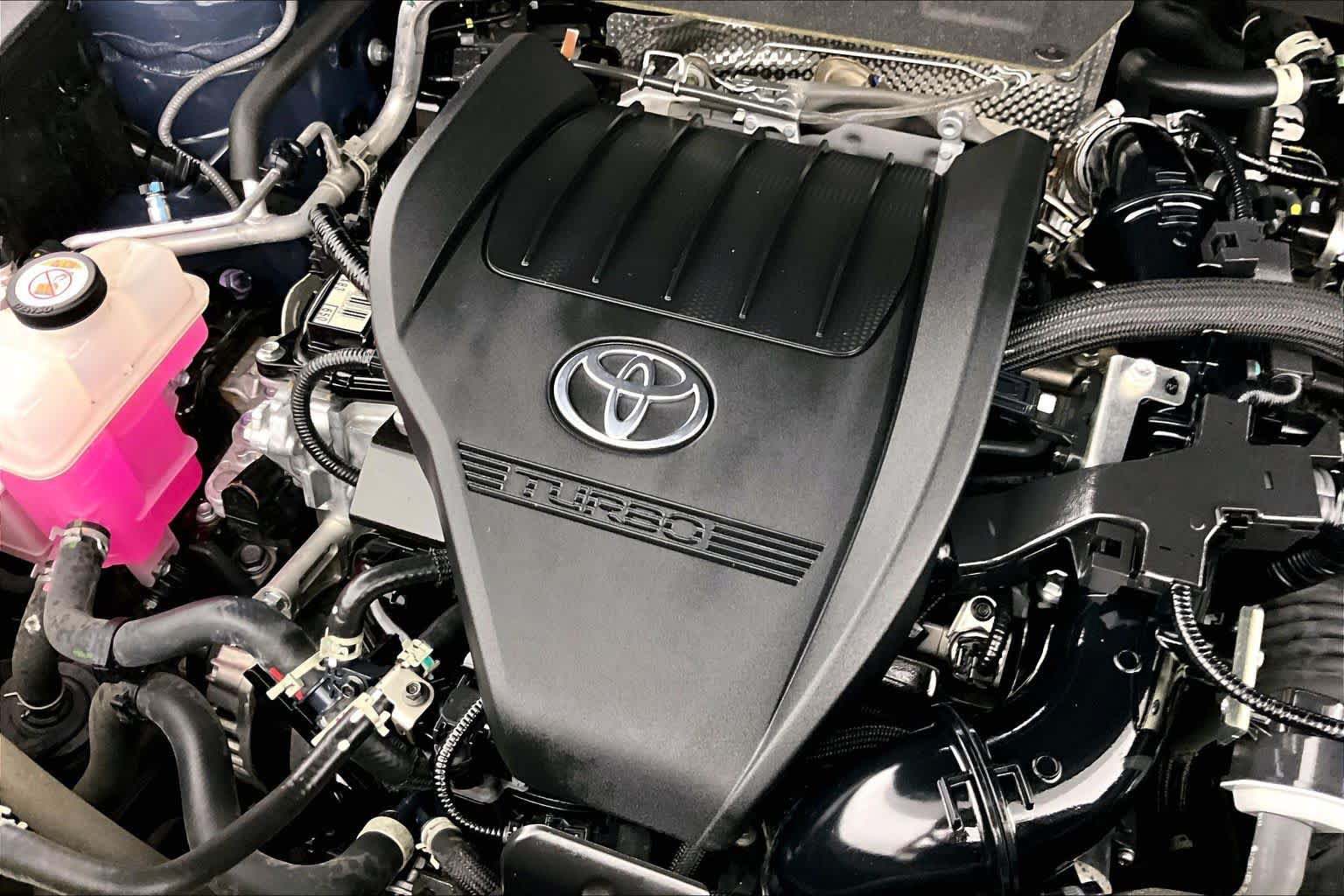 Used 2024 Toyota Grand Highlander AWD image 30