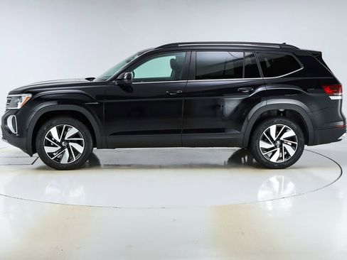New 2026 Volkswagen Atlas SE image 2