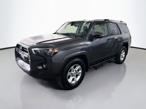 Used 2023 Toyota 4Runner SR5 Premium w/ Moonroof Package RWD image 5