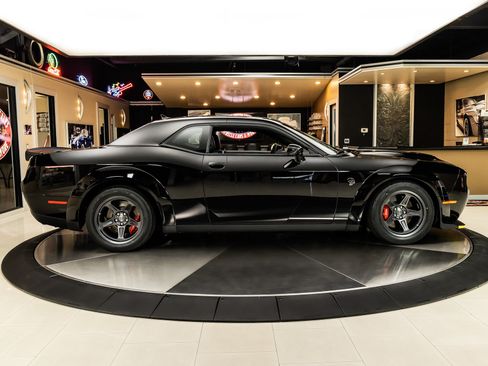 Used 2021 Dodge Challenger SRT Super Stock RWD image 11
