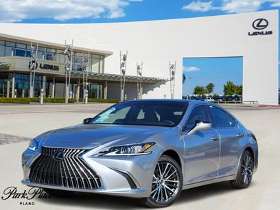 New 2025 Lexus ES 350 w/ Premium Package