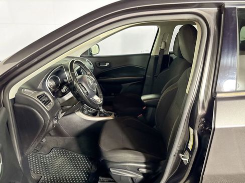 Used 2020 Jeep Compass Sport w/ Cold Weather Group image 11