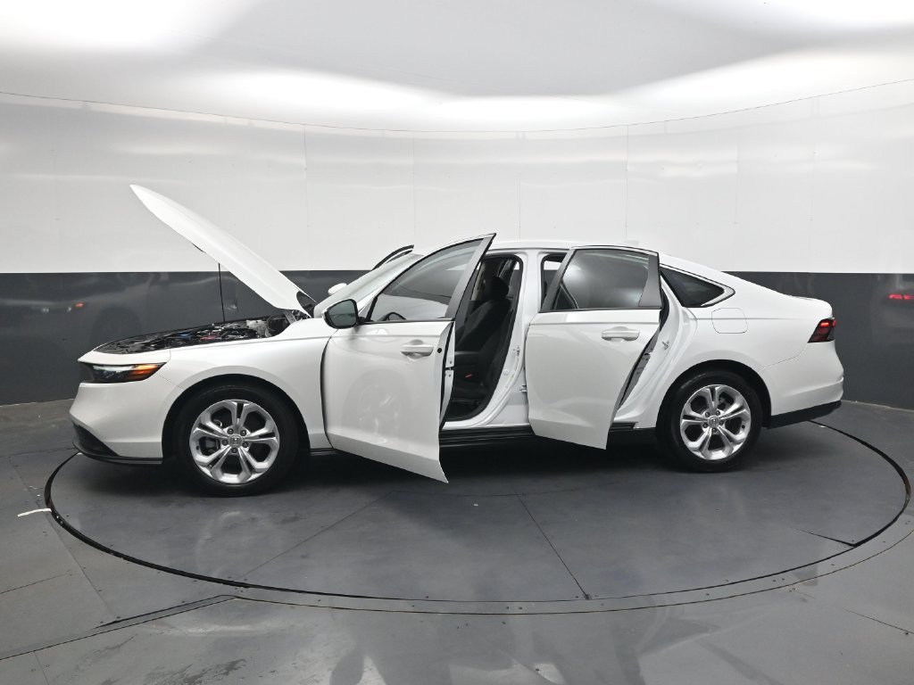 Certified 2025 Honda Accord LX image 35
