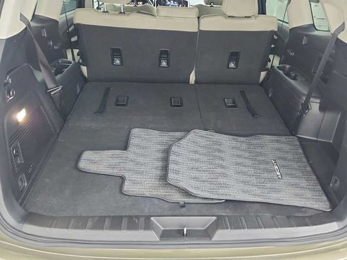 Certified 2025 Subaru Ascent Premium AWD/4WD image 28