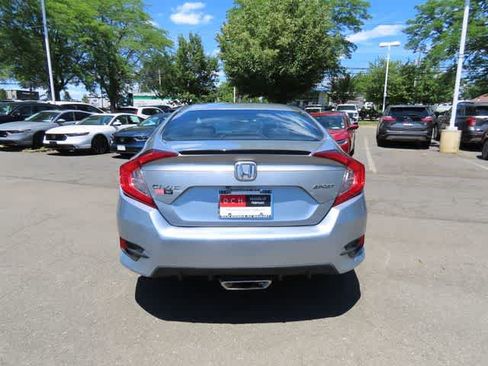 Used 2019 Honda Civic Sport image 5