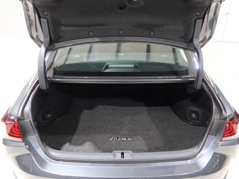 Used 2025 Lexus ES 300h F Sport w/ Accessory Package (Z2) FWD image 27