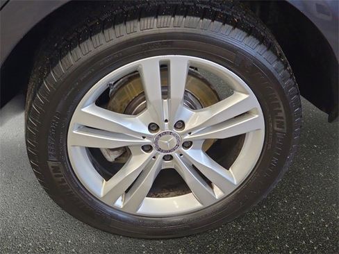 Used 2015 Mercedes-Benz ML 350 4MATIC image 36