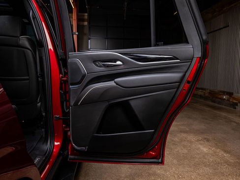 Used 2021 Cadillac Escalade Sport w/ Driver Assist Tech Package image 36