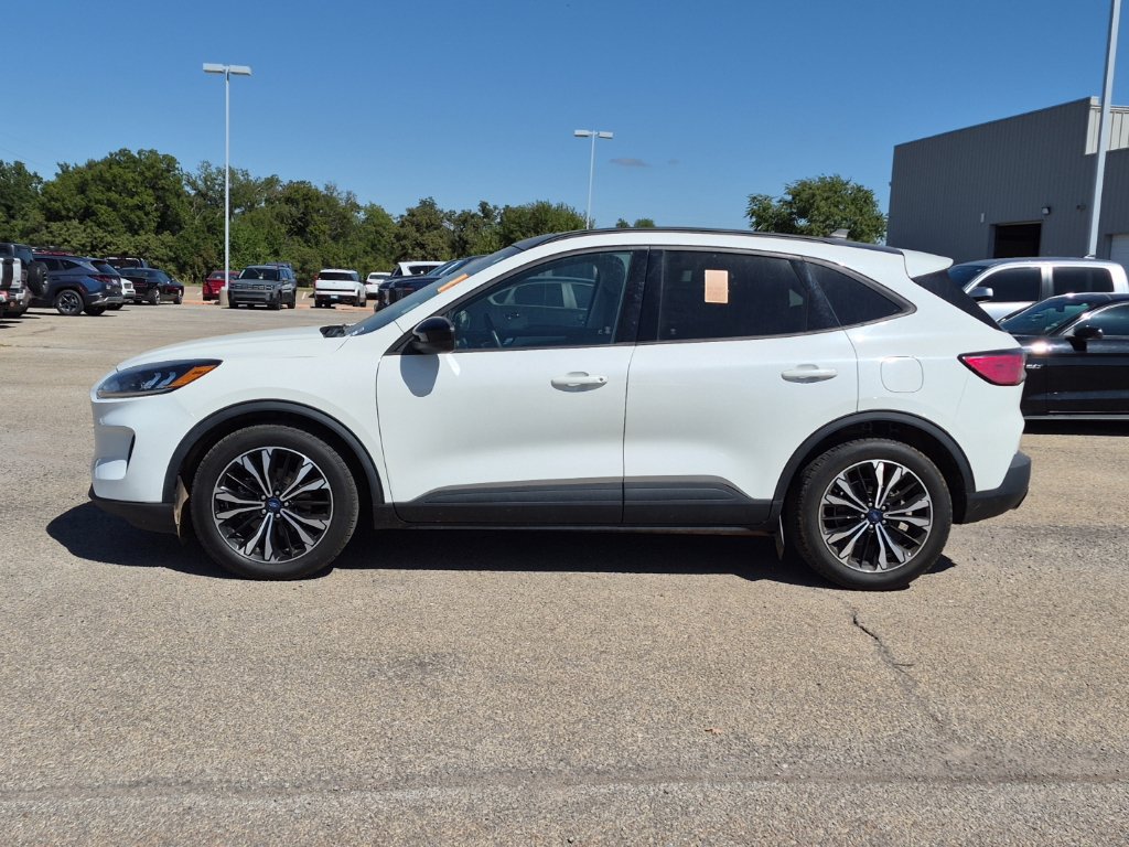 Used 2021 Ford Escape SE w/ SE Sport Appearance Package FWD image 5