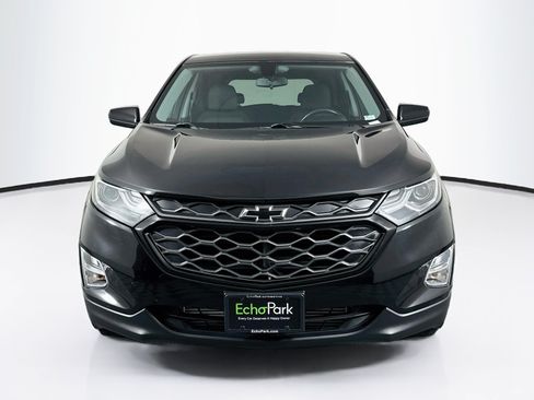 Used 2019 Chevrolet Equinox LT FWD image 2