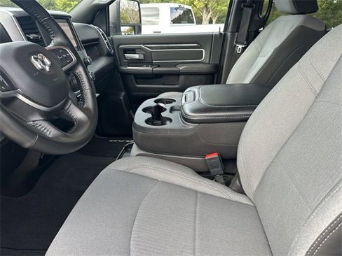 Used 2024 RAM 2500 Big Horn w/ Bed Utility Group image 9