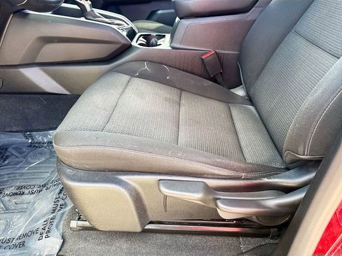 Used 2023 Chevrolet Colorado LT w/ LT Convenience Package image 19