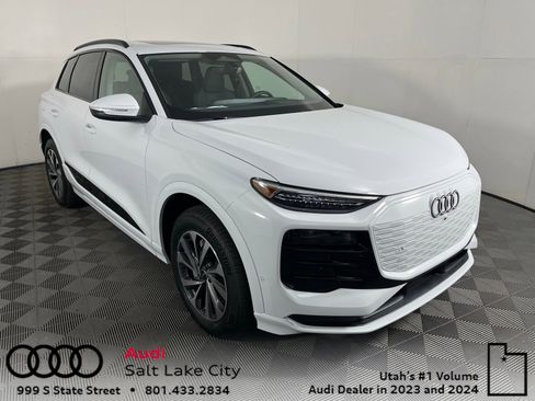 New 2025 Audi Q6 e-tron Premium Plus image 1