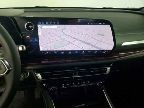 New 2026 Chevrolet Traverse Z71 image 16