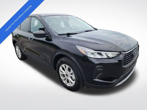 Used 2025 Ford Escape Active AWD/4WD image 7