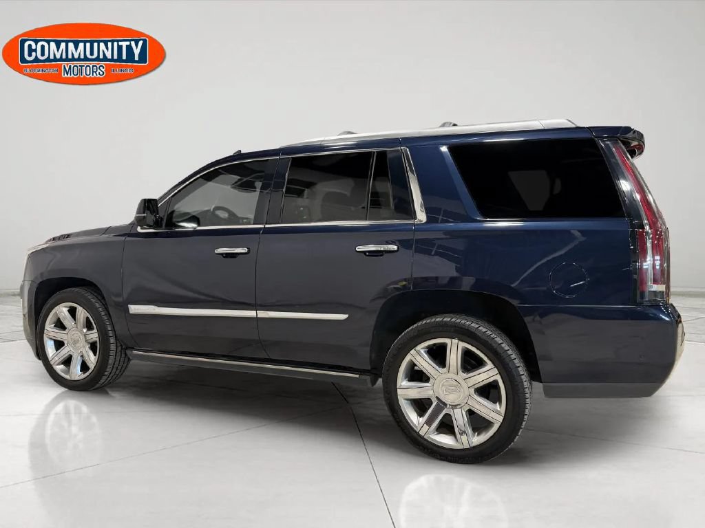 Used 2018 Cadillac Escalade Premium Luxury AWD/4WD image 4